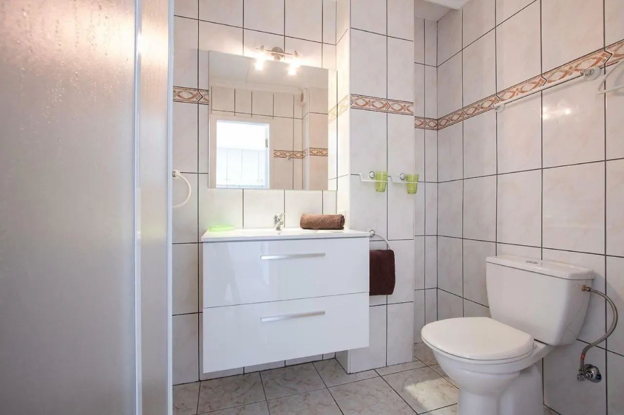 Apartment Sea Breeze In Playa De Las Americas With Parking