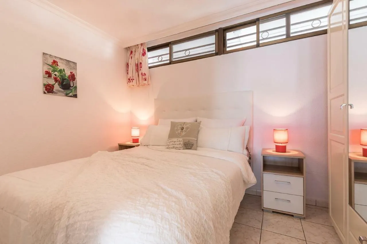 Apartment Sea Breeze In Playa De Las Americas With Parking